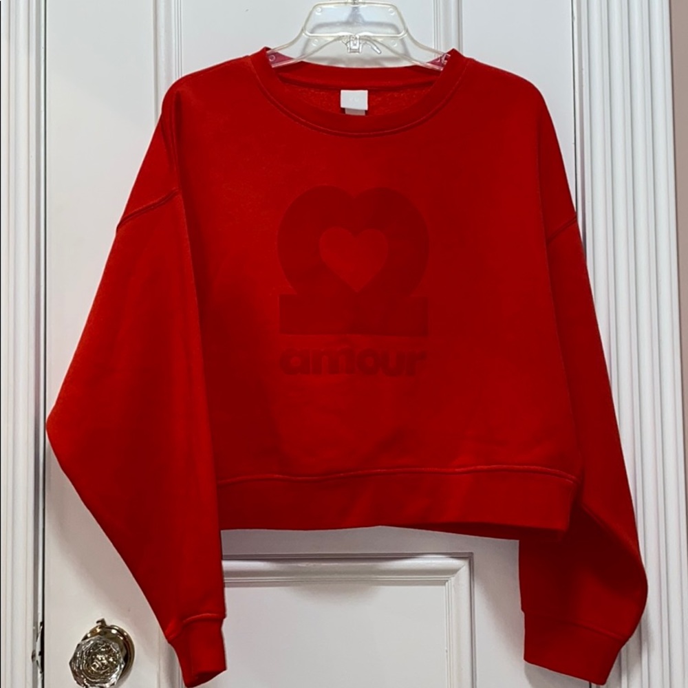 H&M Crewneck sweater with a heart